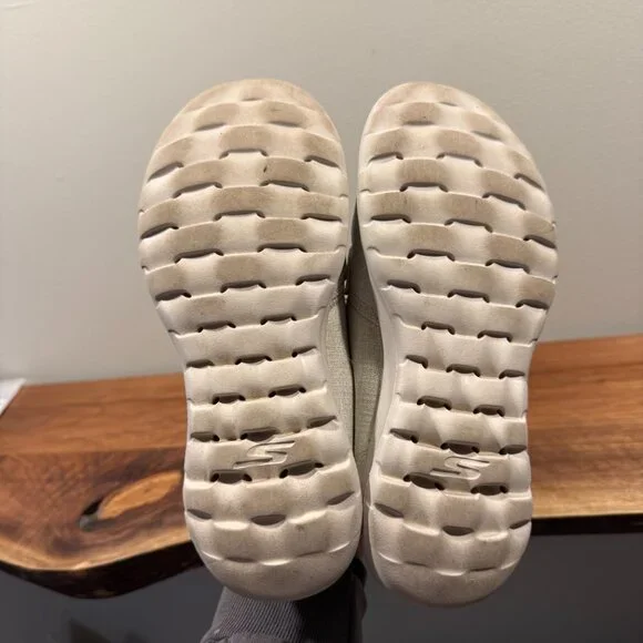 Skechers GO WALK lite isla boat shoe girls size 5.5 - Picture 3 of 6